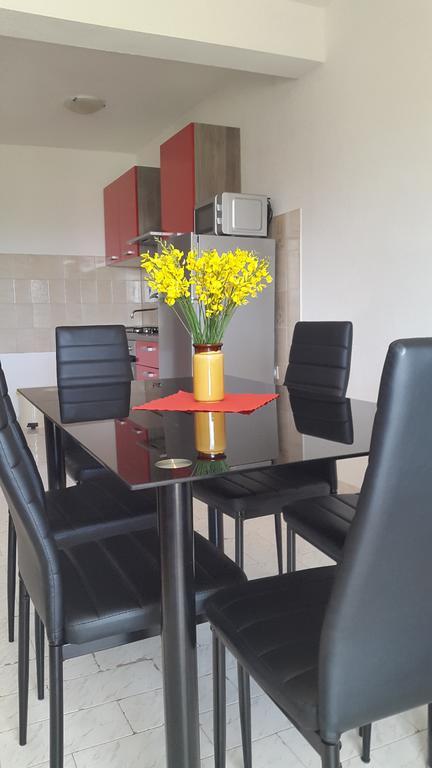 Apartments Vrvilo Рогозница Экстерьер фото