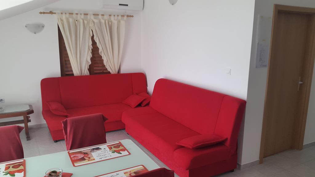 Apartments Vrvilo Рогозница Экстерьер фото