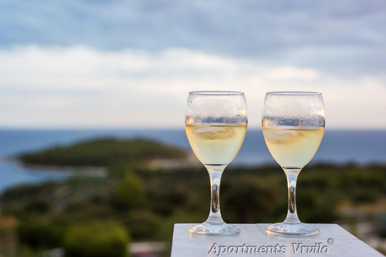 Apartments Vrvilo Рогозница Экстерьер фото